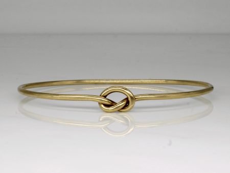 9k Yellow Gold Knot Bracelet | 7  | For Sale