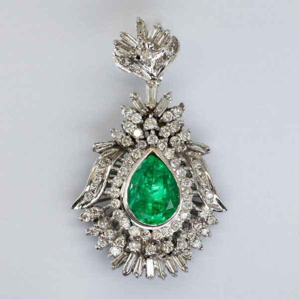 18k White Gold Diamond and Emerald Pendant | 3.00 ct | 1.02 ctw Fashion