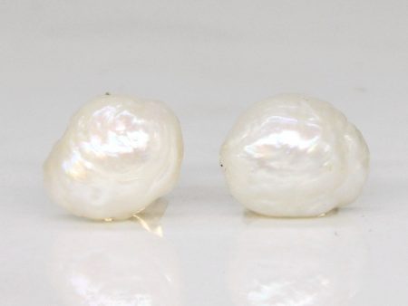 Baroque Pearl Earrings Fashion