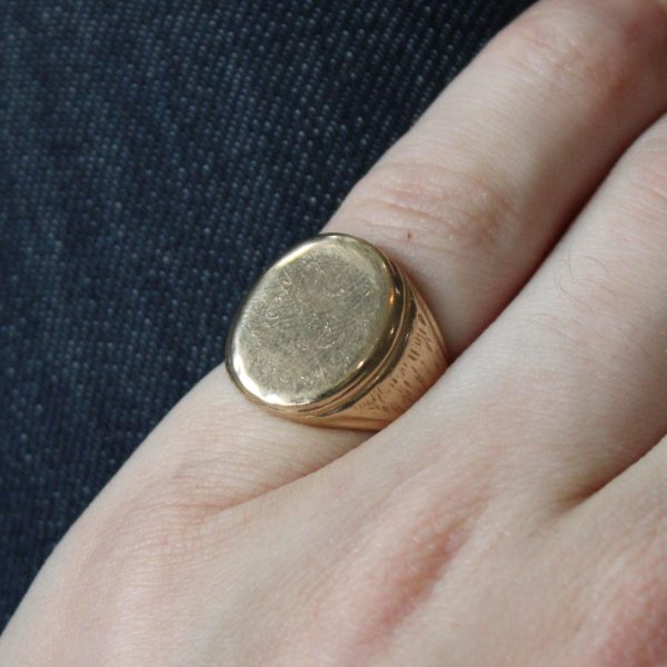 10k Yellow Gold Signet Ring | SZ 5.5 | Online Sale