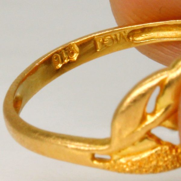 22k Yellow Gold Leaf Ring | SZ 6.25 | on Sale