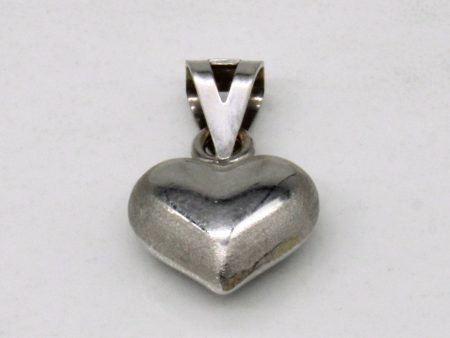 18k White Gold Heart Pendant Online now