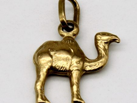 18k Yellow Gold Camel Charm For Sale