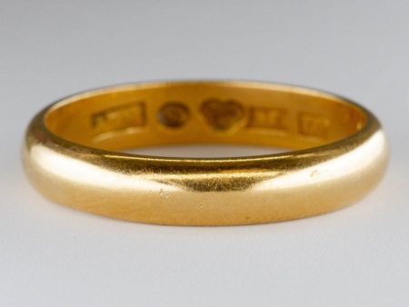 1960s 18k Yellow Gold Band | SZ 9 | Supply